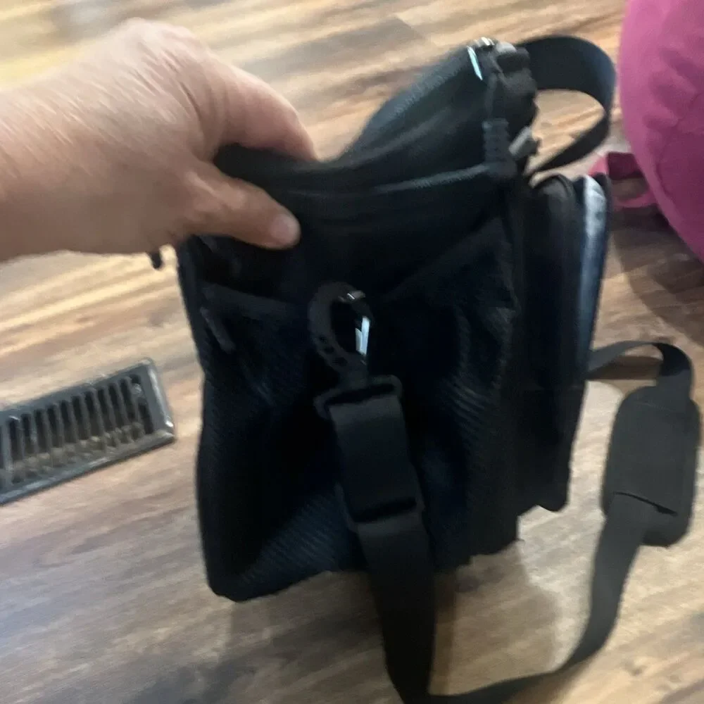 HSHRISH Black Insulated Shoulder Cooler Bag with Adjustable Strap